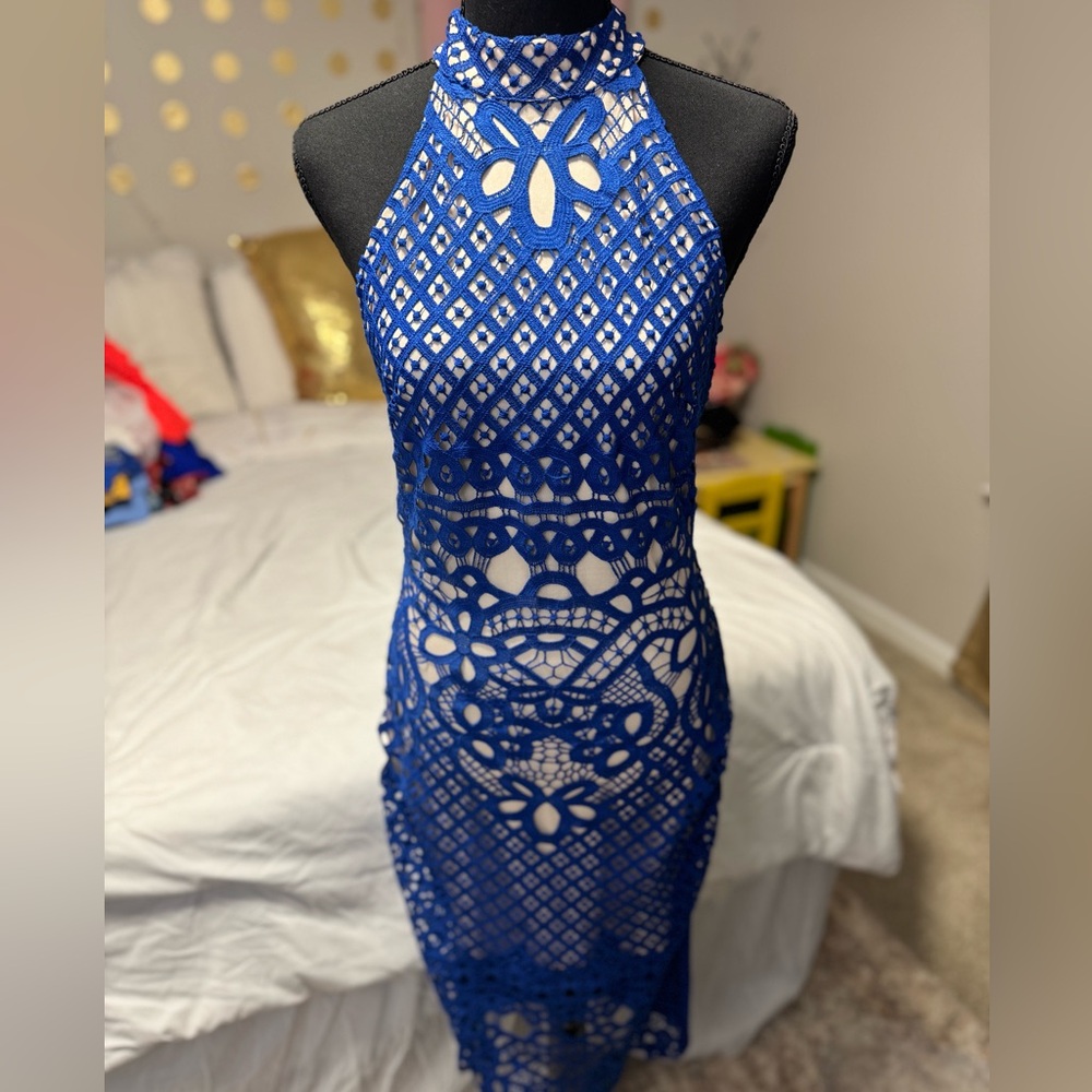Parisian Blue Lace Halter Midi Dress – EU 40 / US 8